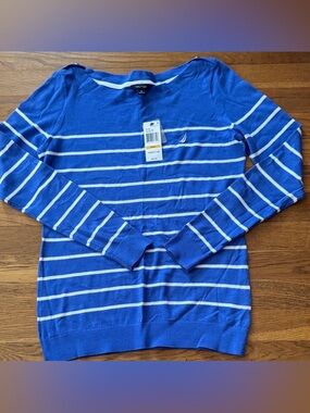🐟 Nautica blue/white striped boatneck sweater. Size S.